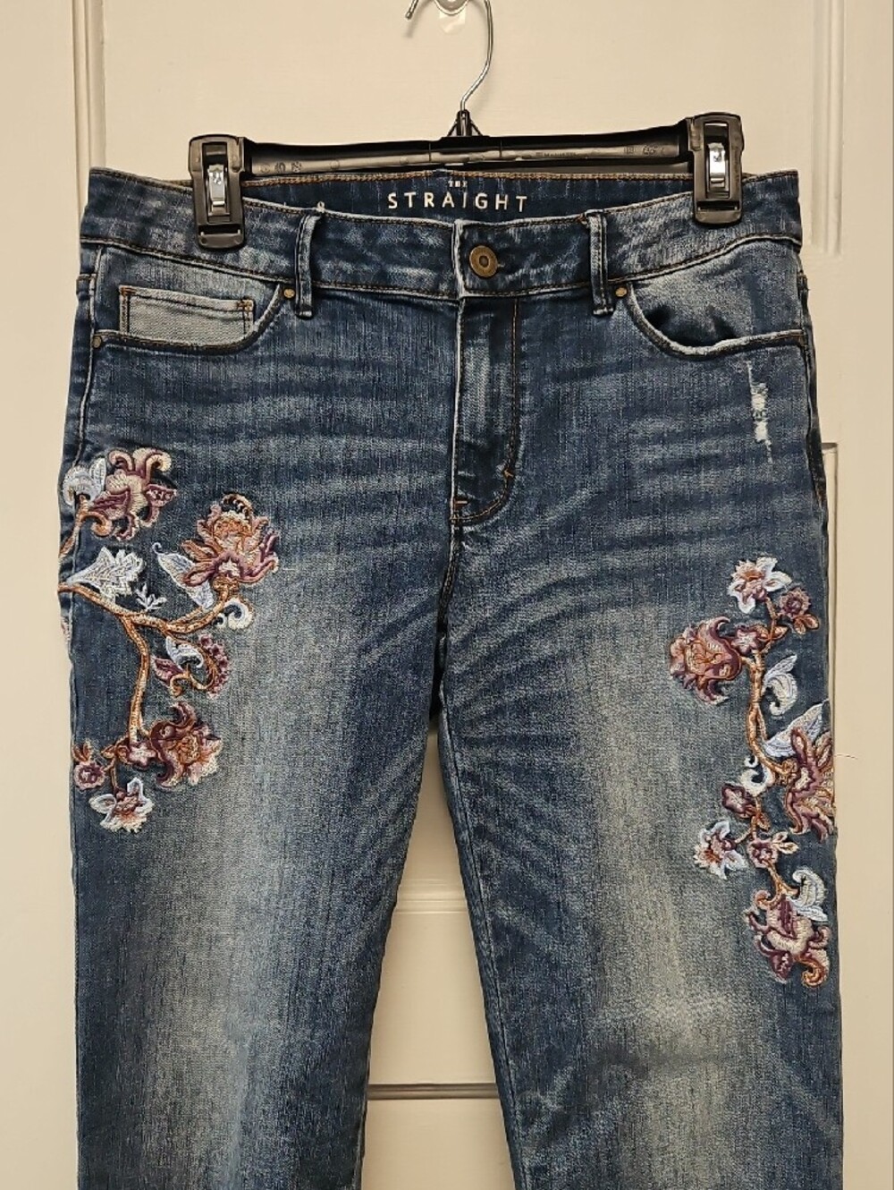 WHBM Women’s Jeans with Floral Embroidery Size 8 - Picture 4 of 10